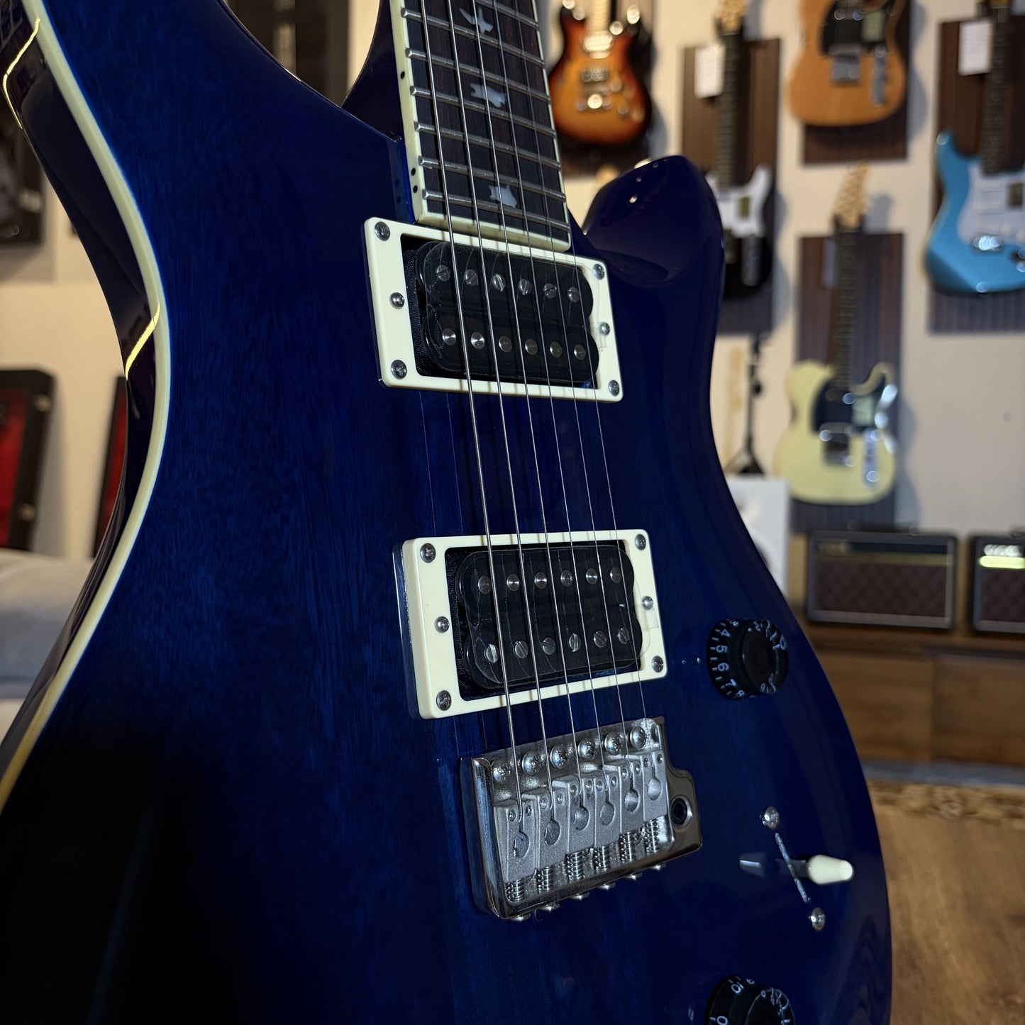 PRS SE 24 - TRANSLUCENT BLUE