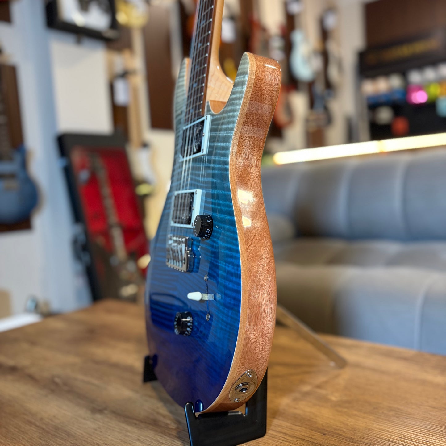 PRS SE 24 CUSTOM - LIMITED EDITION - BLUE FADE