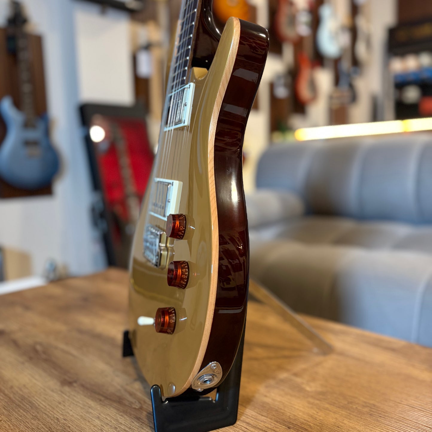 PRS SE DGT (DAVID GRISSOM TREM) - GOLD TOP