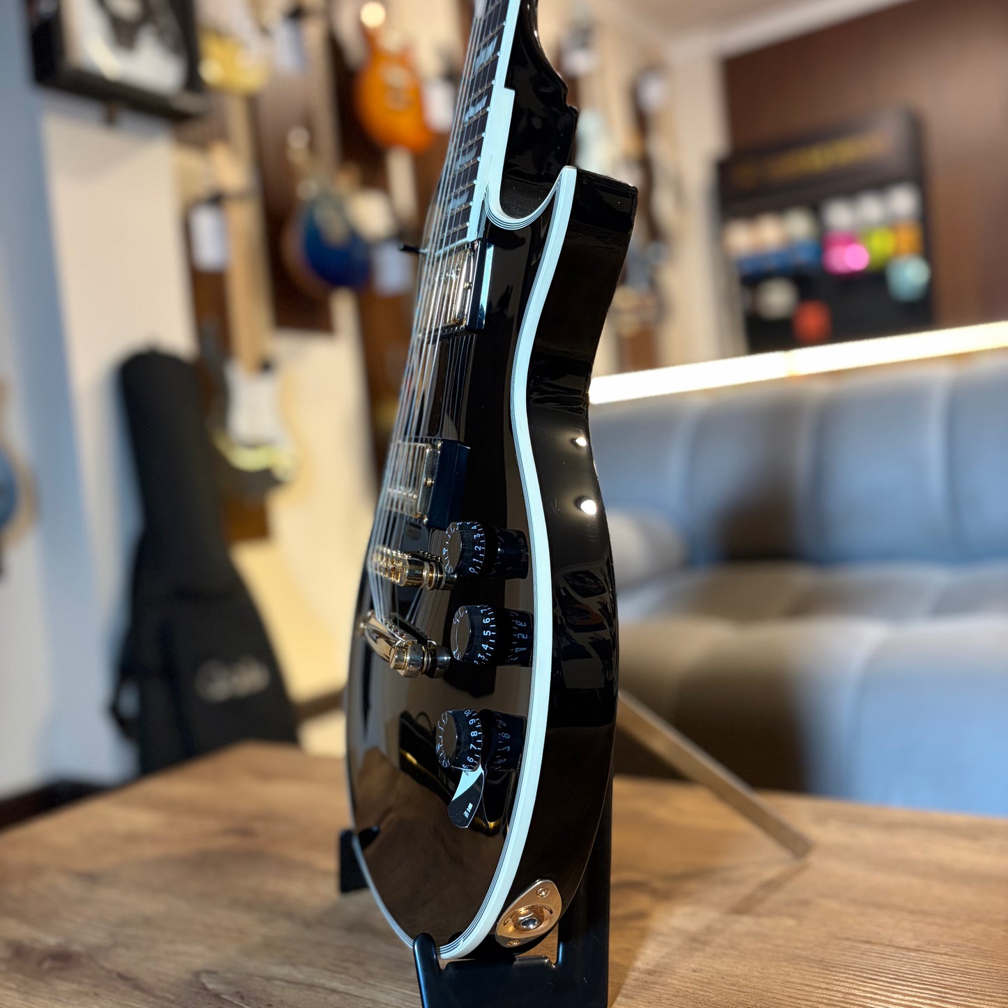 ESP LTD EC-256 - BLACK