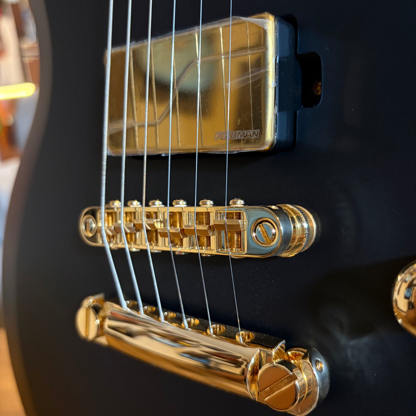 ESP LTD VIPER-1000 - VINTAGE BLACK