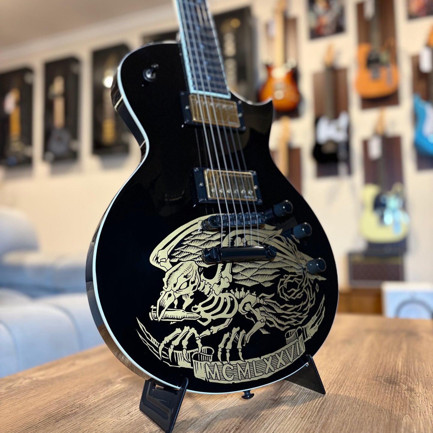 ESP LTD WA-WARBIRD - BLACK W/GRAPHIC