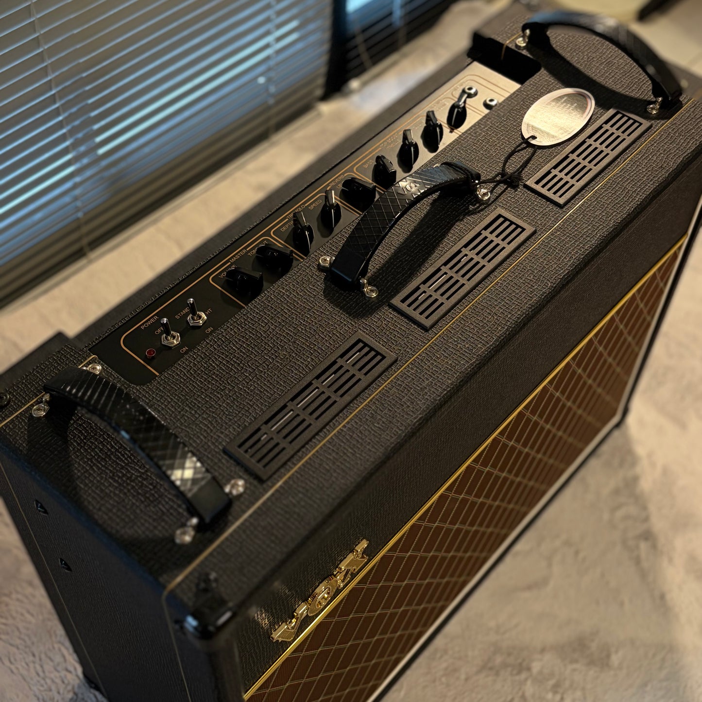 VOX - AC15C2 2x12" 15-watt Tube Combo Amp