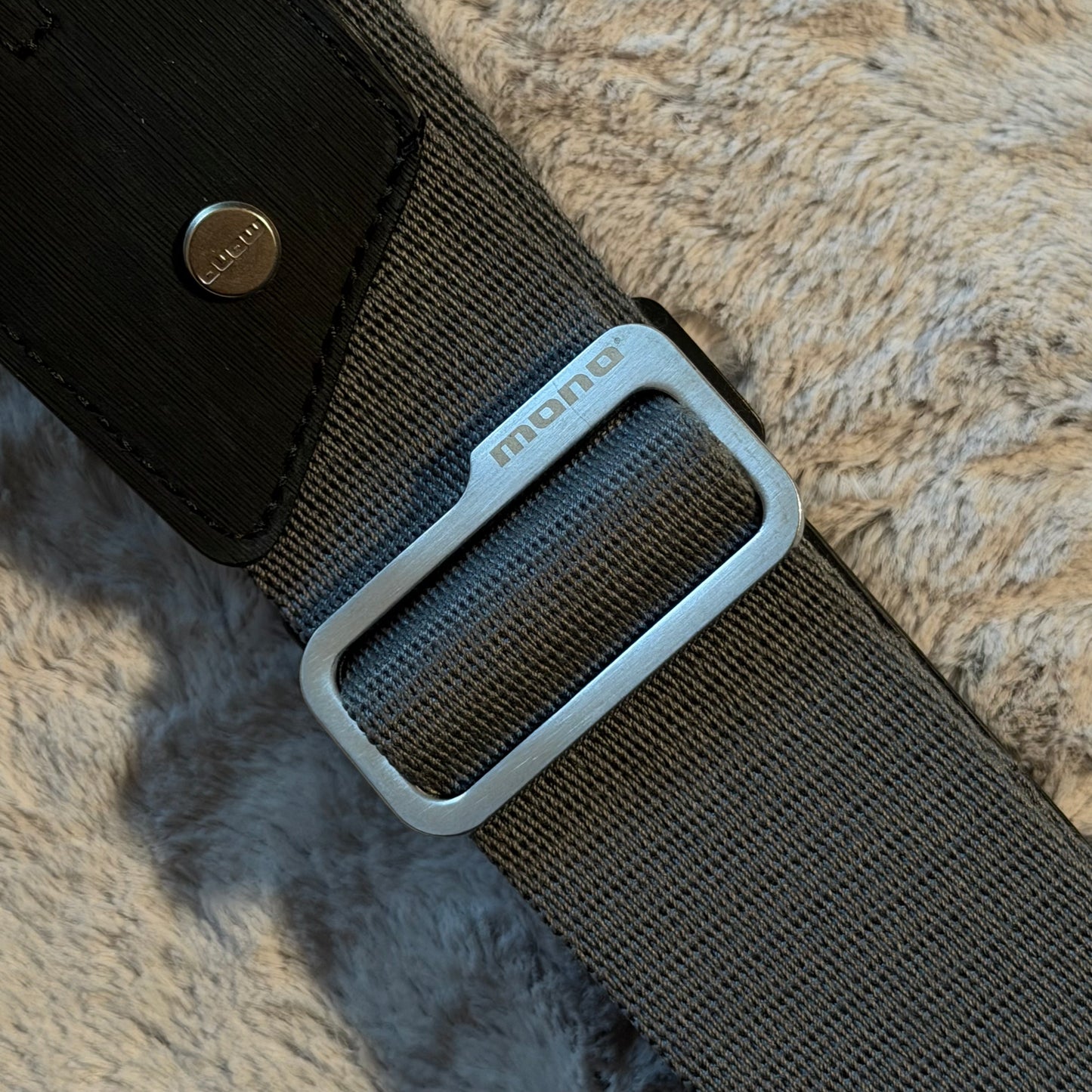 MONO Doolittle Guitar Strap – Dolphin Grey