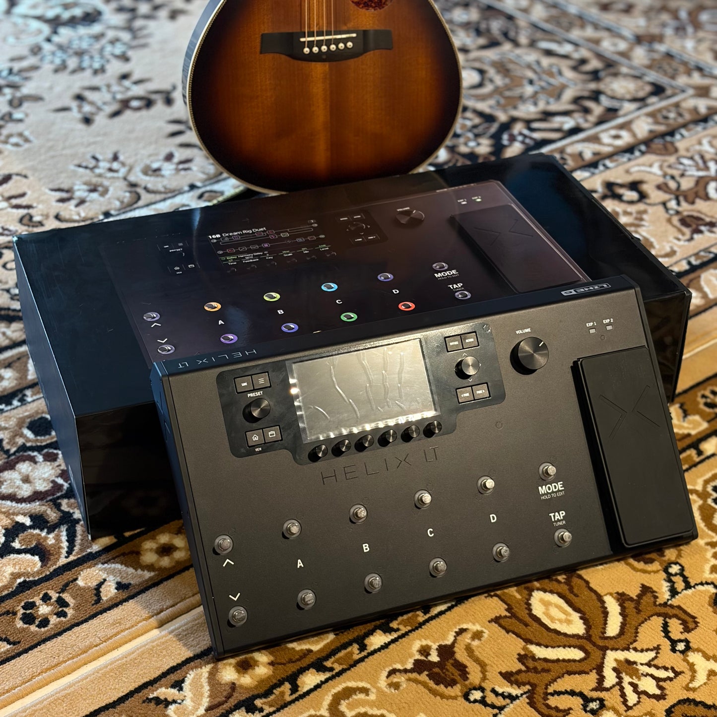 HELIX LT - LINE 6 GUITAR MULTI-EFFECTS PROCESSOR