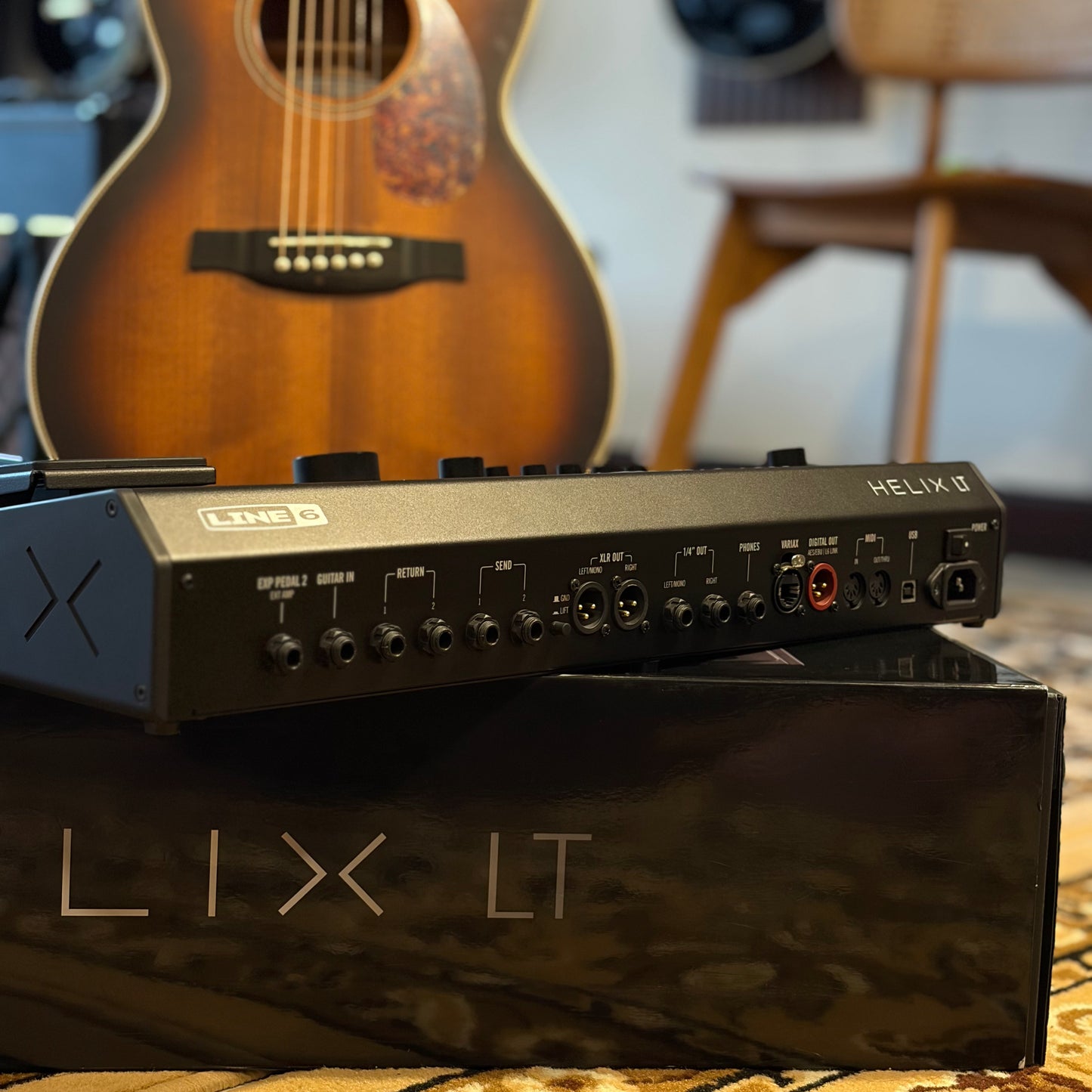HELIX LT - LINE 6 GUITAR MULTI-EFFECTS PROCESSOR